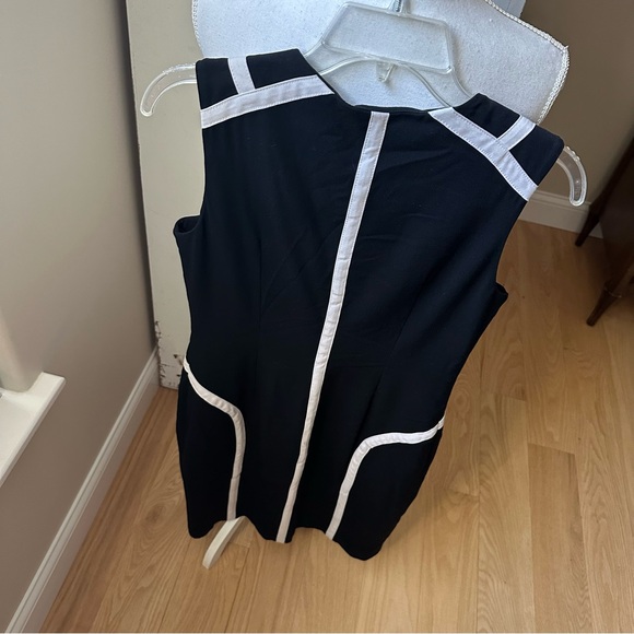 Calvin Klein Sheath Dress w/ Front Zipper - Picture 4 of 5